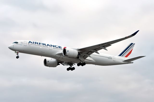 Airbus A350-900 (F-HTYJ)