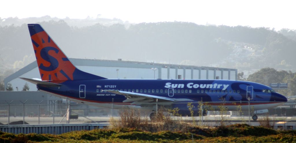 Boeing 737-700 (N712SY) - Awaiting Take off Clearance at  1R