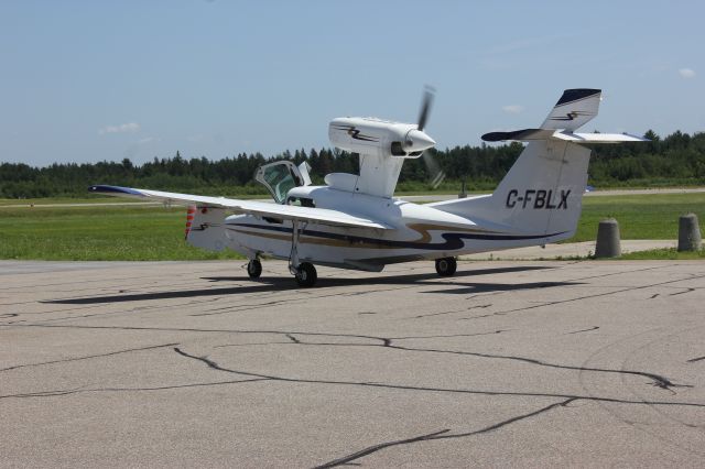 LAKE Turbo Seafury (C-FBLX) - C-FBLX Lake 250 RVA Aéroport de Trois-Rivières QC.CYRQ 13-07-2019