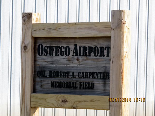 — — - If ever flying a small plane in Southeastern Kansas this is a great paved runway to stop and get good cheap fuel. No waiting.