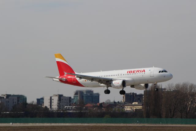 Airbus A320 (EC-MCS)