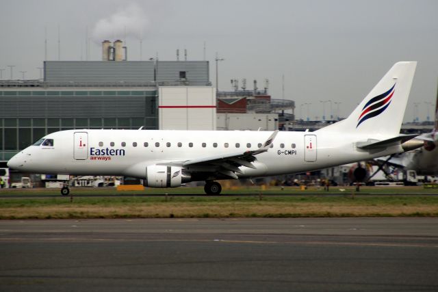 Embraer 170/175 (G-CMPI) - Landing on rwy 27L operating flight EZE9441 from EGNT on 27-Jan-24 for Newcastle United FC prior to their 2-0 FA Cup victory over Fulham.