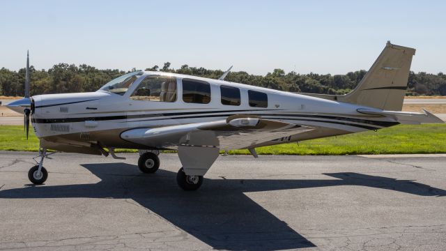 Beechcraft Bonanza (36) Turbo (N1819M)