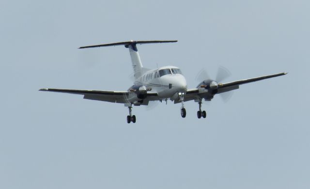 Beechcraft King Air F90 (N424CP)