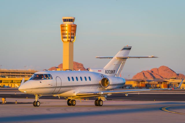 Hawker 800 (N309KR) - As the sunset over Phoenix took hold, this beautiful Hawker 900XP taxis to Swift for an overnight after a quick flight from San Antonio. Please vote if you like my work!br /©Bo Ryan Photography | a rel=nofollow href=http://www.facebook.com/boryanphotowww.facebook.com/boryanphoto/a