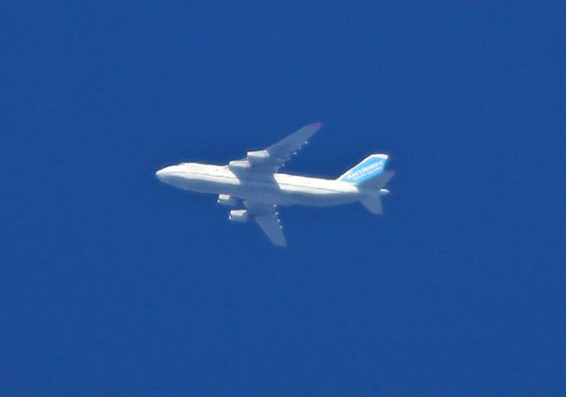 Antonov An-124 Ruslan (UR-82072) - Antonov 124 vertical Vendee 34 000 ft le 2-07-2014