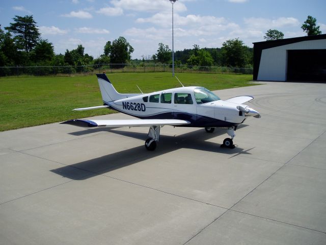 Beechcraft Sierra (N6628D)