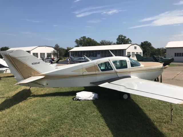 BELLANCA Viking (N28047) - September 14, 2019 Bartlesville Municipal Airport OK - Bellanca Fly-in