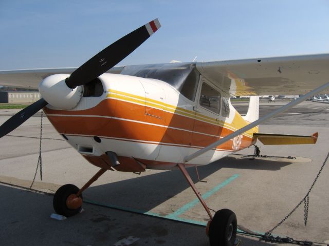 Cessna Skywagon 180 (N121F) - PARKED AT FULLERTON