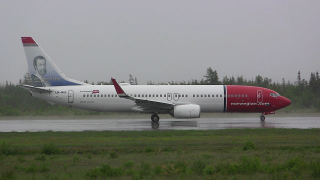 Boeing 737-800 (LN-NIG)