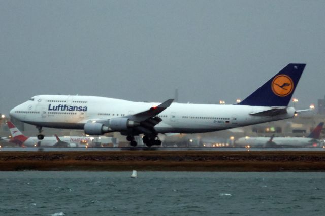 Boeing 747-400 (D-ABTL) - IAD weather diversion to BOS