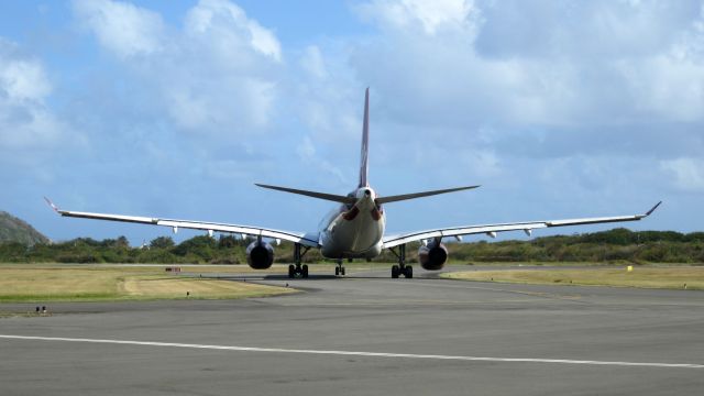 Airbus A330-300 (G-VLUV)