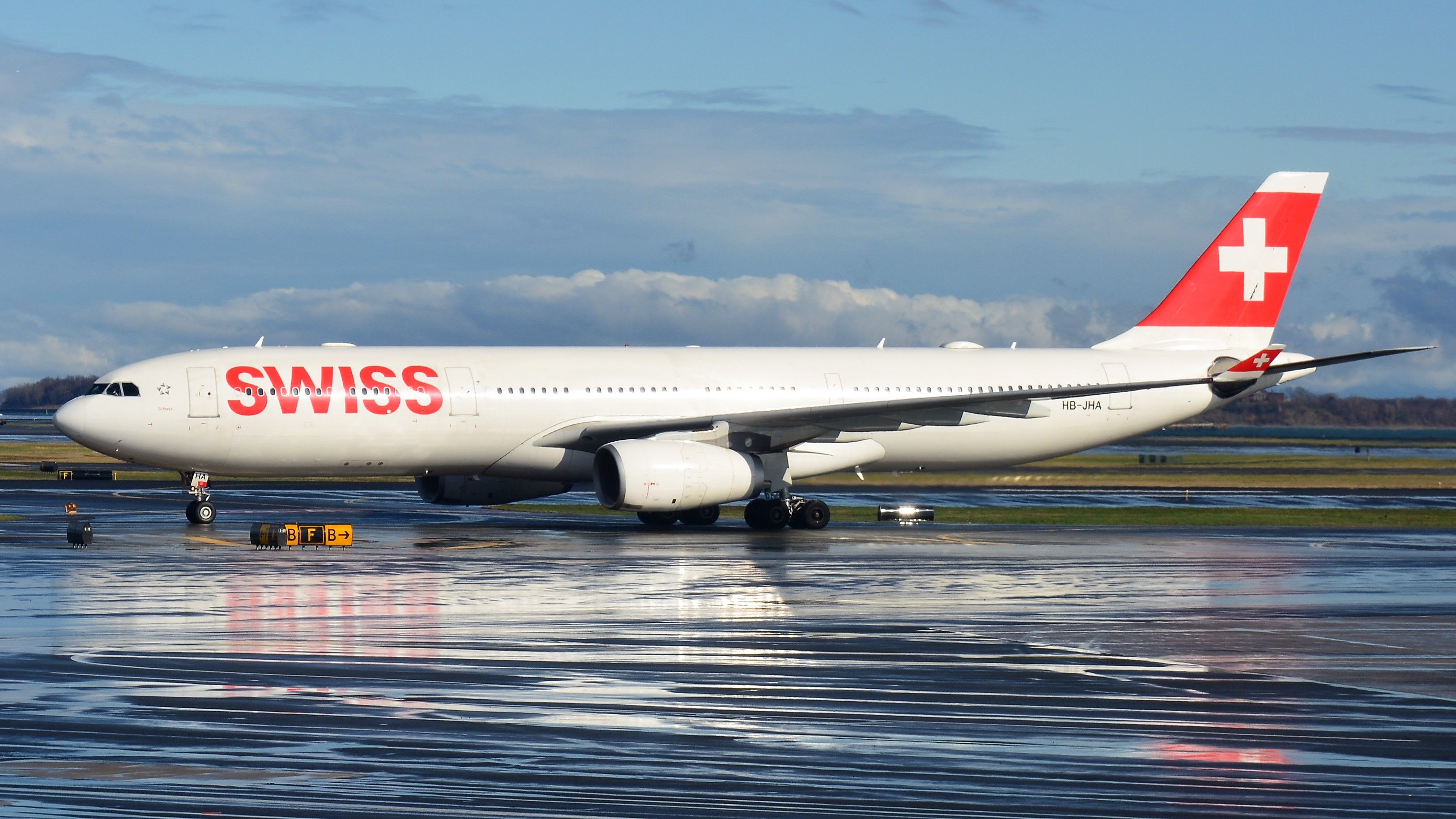 Airbus A330-300 (HB-JHA) - 4/15/19 br /Diverted, originally to JFK.