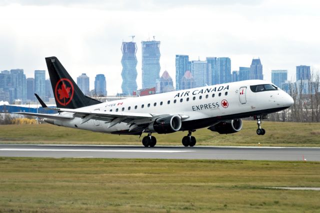 Embraer ERJ 175 (C-FEIX)