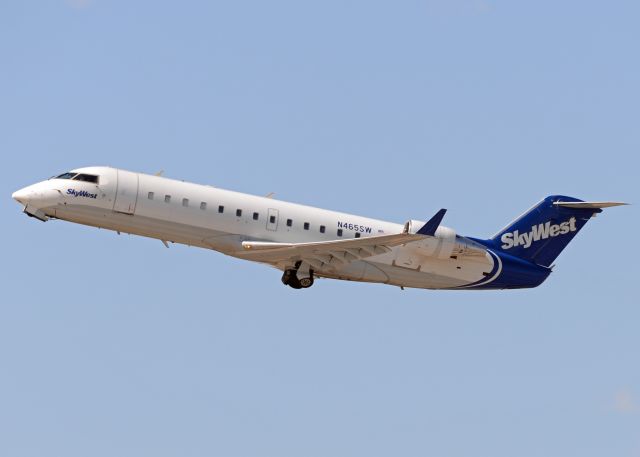 Canadair Regional Jet CRJ-200 (N465SW)