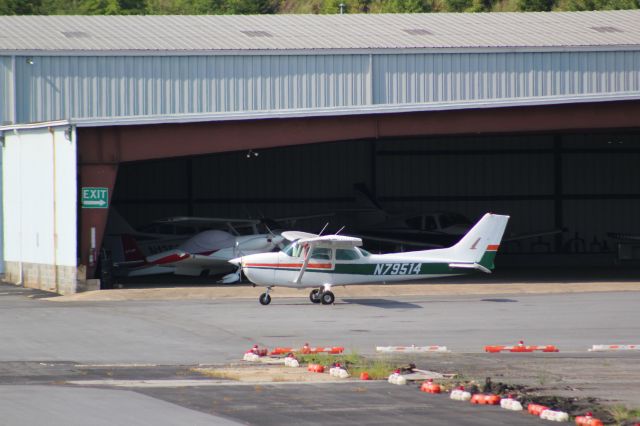 Cessna Skyhawk (N79514)