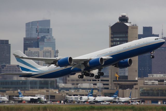 Airbus A340-500 (VP-BMS)