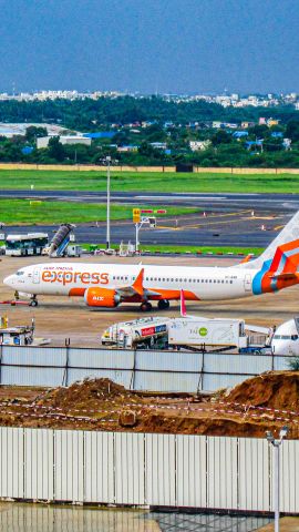 Boeing 737-700 (VT-BXB)