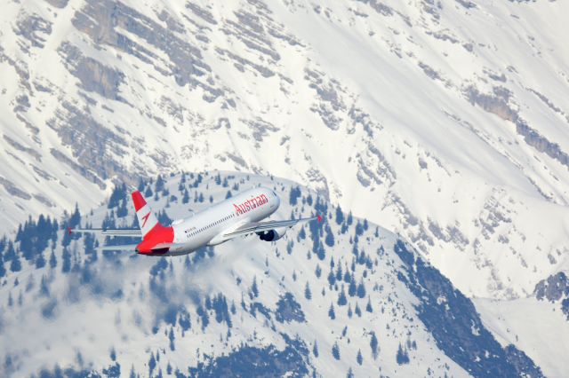 Airbus A320 (OE-LBL)