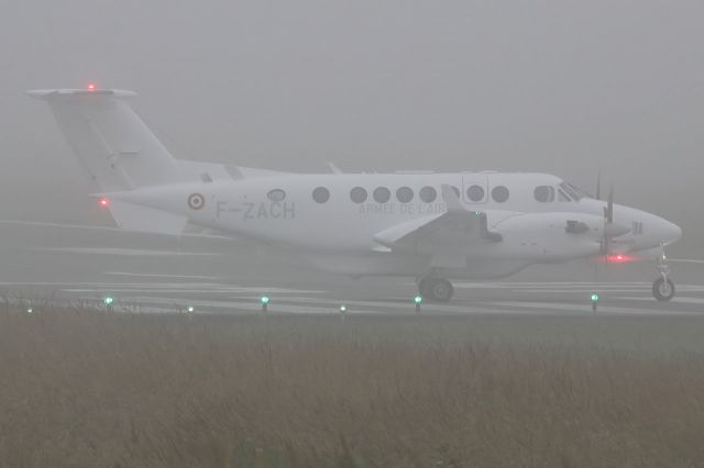 Beechcraft Super King Air 350 (F-ZACH) - MEDOC20