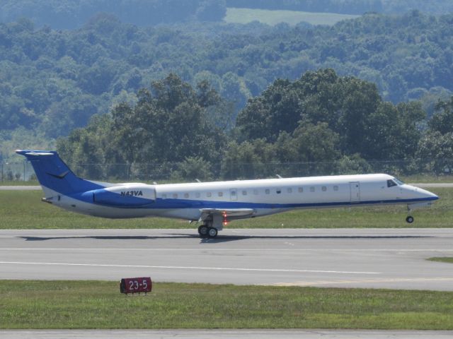 Embraer ERJ-145 (N43VA)