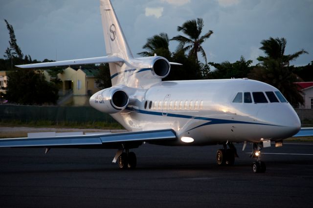 Dassault Falcon 900 (XA-ISR)