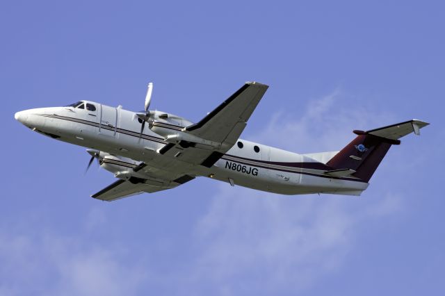 Beechcraft 1900 (N806JG)