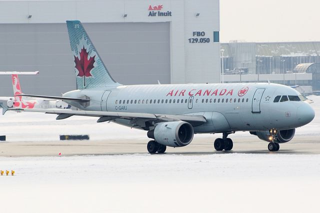 Airbus A319 (C-GARJ) - Ready for a non-stop to LAX/KLAX.