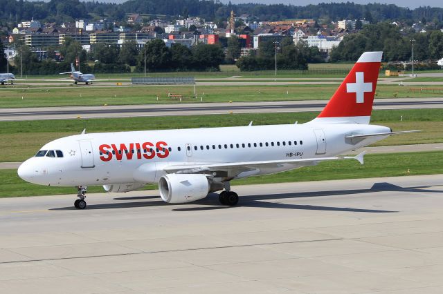 Airbus A319 (HB-IPU)