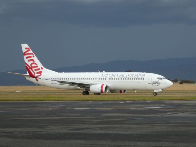 Boeing 737-700 (VH-VUI) - Thunderstorm activity 