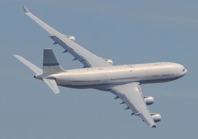 Airbus A340-200 (HZ124) - Saudi Arabian Governmentbr /18/05/2014 Take-off 07