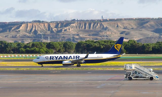 Boeing 737-800 (EI-ENJ) - Ryanair Boeing 737-8AS(WL) EI-ENJ in Madrid 