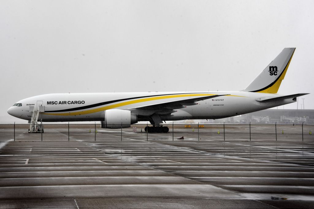 BOEING 777-200LR (N707GT) - 01-13-23