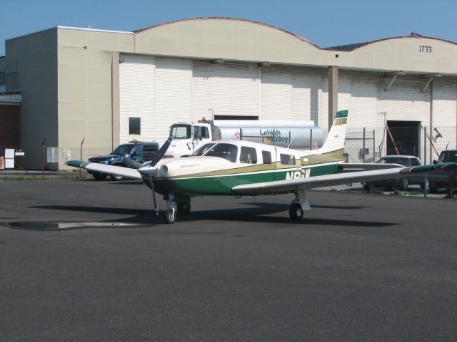 Piper Lance 2 (N803GW) - at Queen City