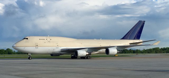 Boeing 747-400 (TF-AMP)