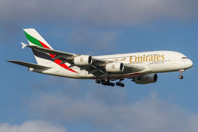 Airbus A380-800 (A6-EUW)