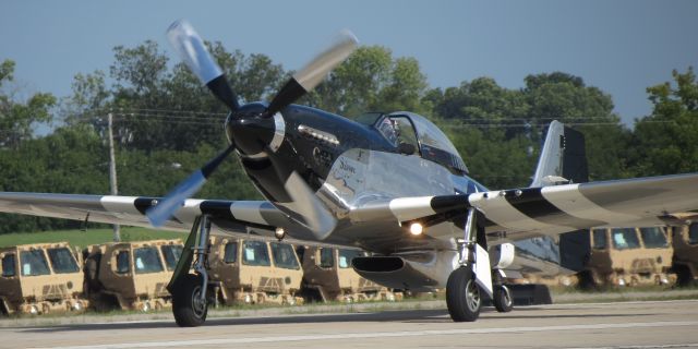 North American P-51 Mustang —