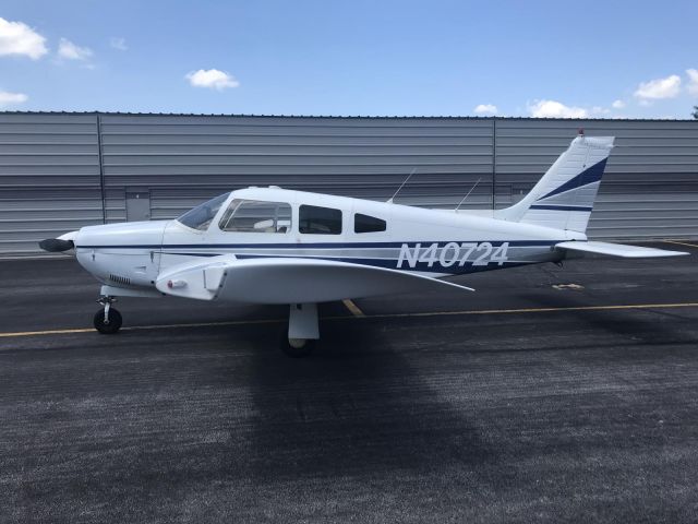 Piper Cherokee (N40724)