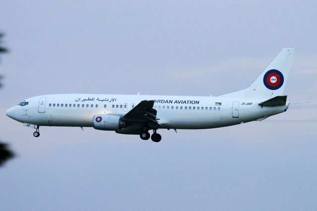BOEING 737-300 (JY-JAP)