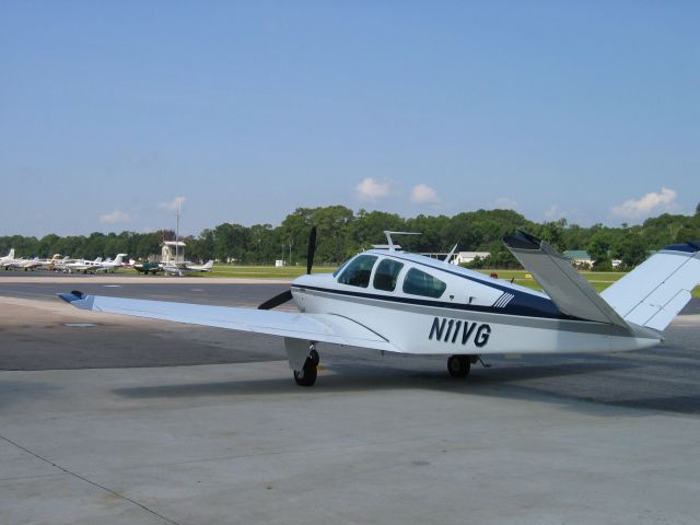 Beechcraft 35 Bonanza (N11VG)