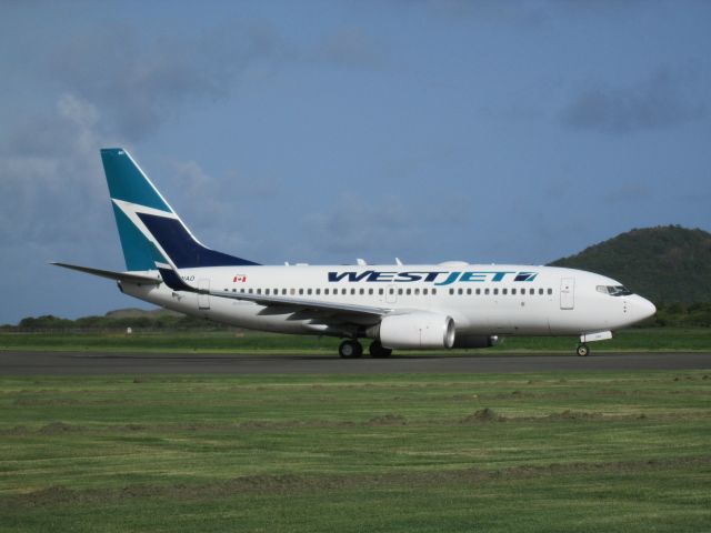 Boeing 737-700 (C-FWAD)