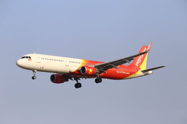 VN-A542 —