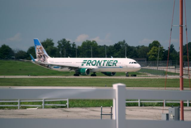 Airbus A321 (N701FR)