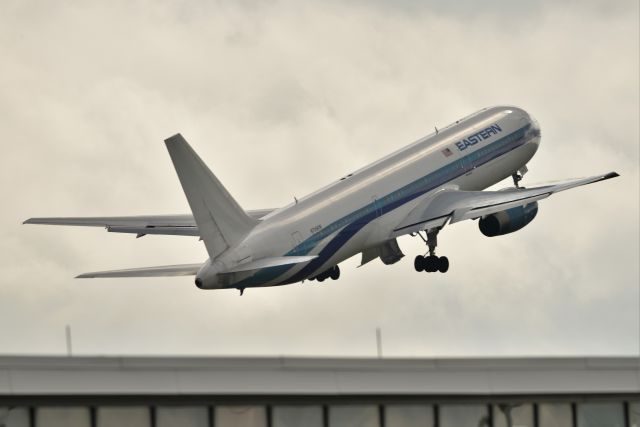 BOEING 767-300 (N706KW) - 10-03-21