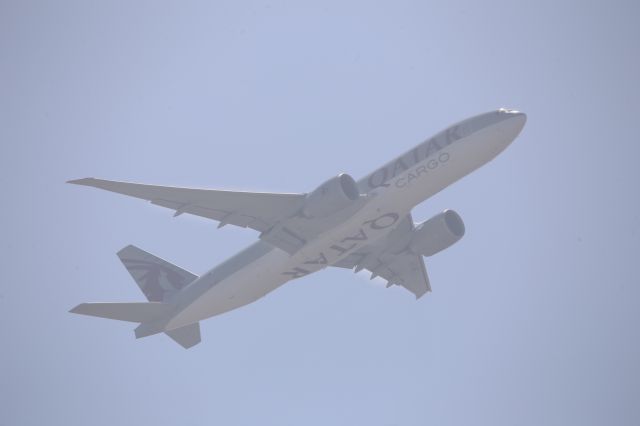 Boeing 777-200 (A7-BFJ)