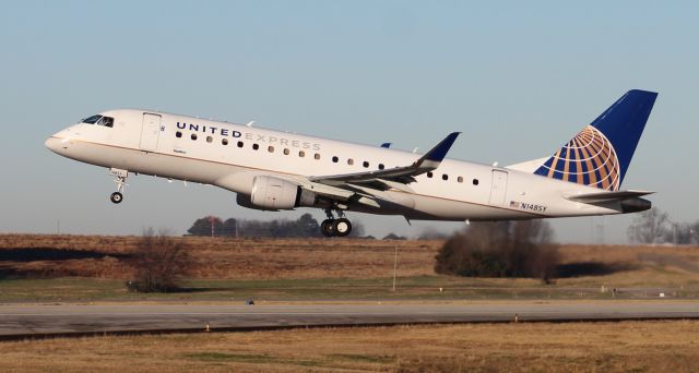 Embraer 175 (N148SY) - An Embraer ERJ 170-200 LR / E175, operated by United Express, departing Carl T. Jones Field, Huntsville International Airport, AL - morning of December 22, 2020.