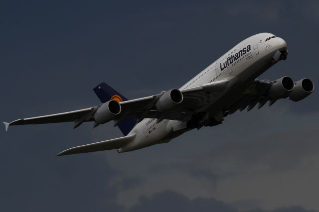 Airbus A380-800 (D-AIMC) - after thunderstorm