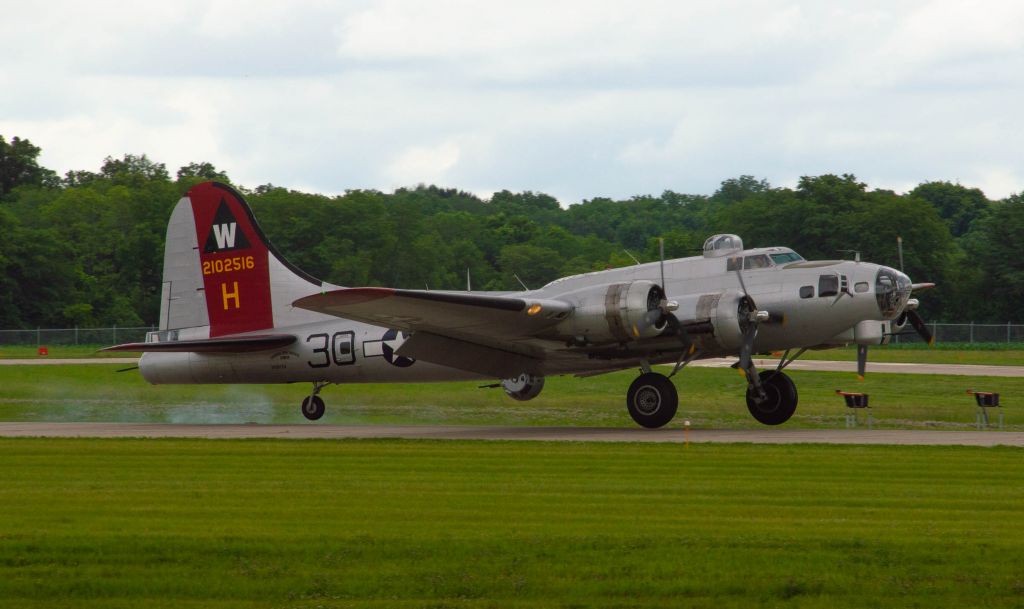 Boeing B-17 Flying Fortress (N5017N) - "Aluminum Overcast" smocks her landing at Ankeny Regional Airport with passengers on board. This aircraft is on a nation-wide tour offering people the opertunity to ride in this beauty. When this aircraft came to my area, I jumped on the opportunity to photograph it. Photo taken Sunday, June 23, 2019 with Nikon D3200 at 220mm.