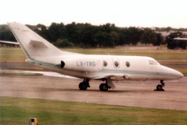 Dassault Falcon 10 (LX-TRG) - Seen here in Oct-99.br /br /Reregistered N600HL 12-Aug-02.