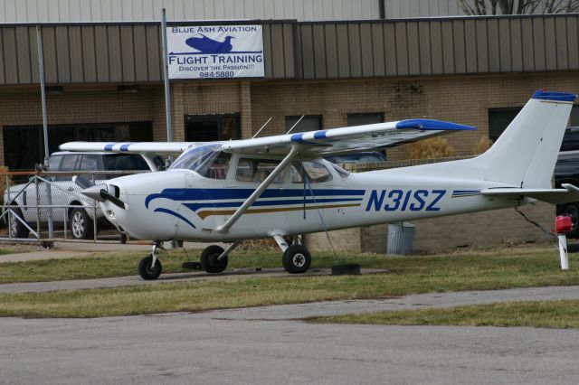 Cessna Skyhawk (N31SZ) - Blue Ash Aviations Cessna 172N